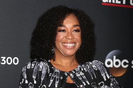 Auch Shonda Rhimes erhält 2018 einen Stern. Sie ist der Kopf hinter den Drehbüchern zu den Erfolgsserien 