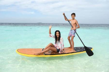 ...Nummer Zwei wurde mit einer Paddel ausgestattet und durfte mit Verona die Wasseraction genießen. Ein Familienurlaub, wie ...