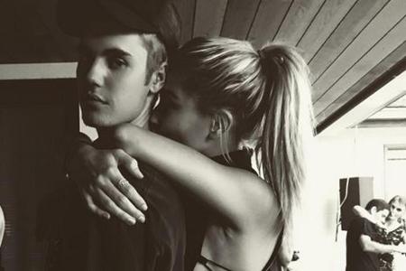 Im Januar füllten Justin Bieber (22) und Hailey Baldwin (20) mit Party- und Kussfotos die Klatschspalten. Doch schnell war w...