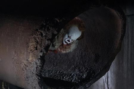 Grusel-Alarm herrscht ab 28. September. Bill Skarsgård lehrt als böser Clown Pennywise in der Neuverfilmung von 