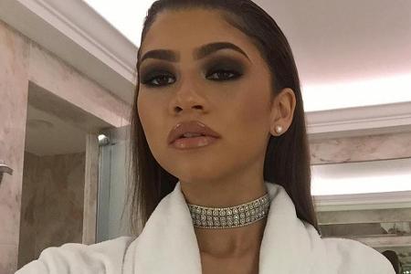 Platz 18 belegt Zendaya mit ihren 29,6 Millionen Abonnenten. Sie hat sich hauptsächlich durch ihre Rolle in der Disney-Serie...