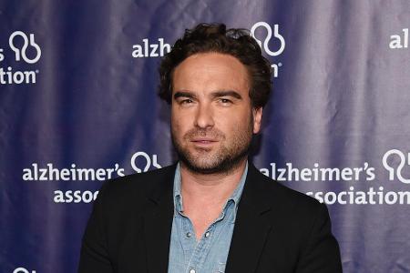 Johnny Galecki (40), der Darlenes Ehemann David spielte, gehört heute dank seiner Rolle des Dr. Leonard Hofstadter in der Se...