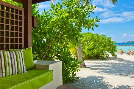 Strandvilla mit Aussicht hat im Kurumba Maldives