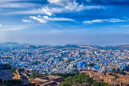 Nach Júzcar und Curaçao wird es zum Schluss noch einmal blau. Einst zeigte die Farbe Blau, wer in Jodhpur zur Kaste der Brah...