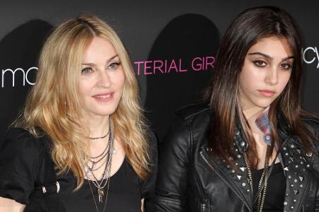 Madonna gilt als Stilikone - und Tochter Lourdes Leon hat sich einiges abgeschaut.