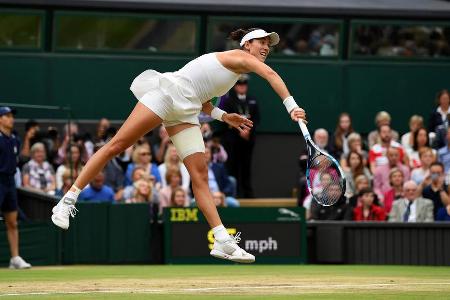 Vor allem bei eigenem Aufschlag ließen die Protagonistinnen wenig bis gar nichts zu. Das galt sowohl für Muguruza...