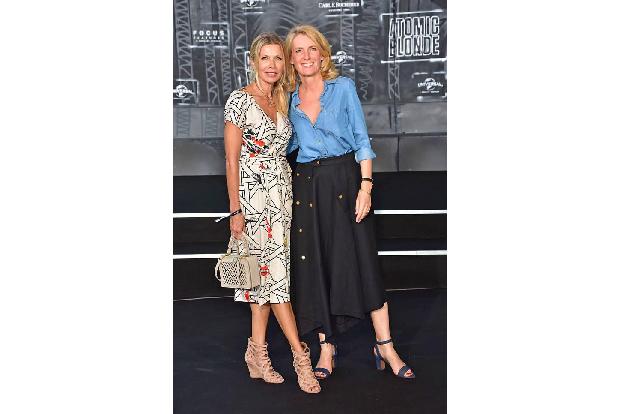 ...Blondinen: Blonde Damen waren wie bestellt bei der Premiere von 'Atomic Blonde' zu hauf gekommen! Ursula Karven und Maria...