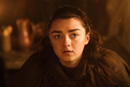 Jung, naiv, mutig - all dies trifft auf Arya, die jüngste Tochter aus dem Hause Stark, zu. Anstatt die Tugenden einer heranw...
