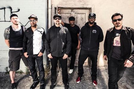 Hauen ihre laute Protestmusik endlich auf einem ganzen Album raus: Die Prophets Of Rage