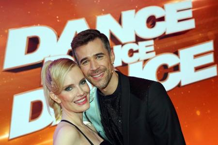 Moderatorin, Schauspielerin und Model Mirja du Mont (l.) und Schauspieler Jo Weil