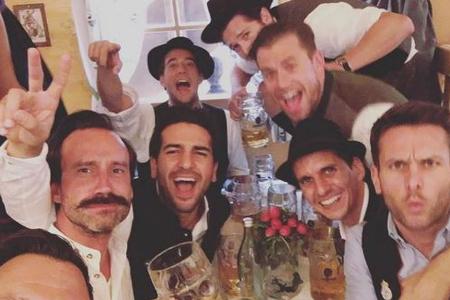 Das diesjährige Oktoberfest hat begonnen. Das lockt natürlich auch wieder einige Promis in die Festzelte. Elyas M'Barek, Ver...