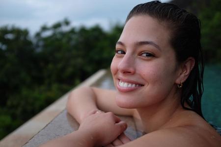 theashleygraham - BOued9Og2ov.jpg
