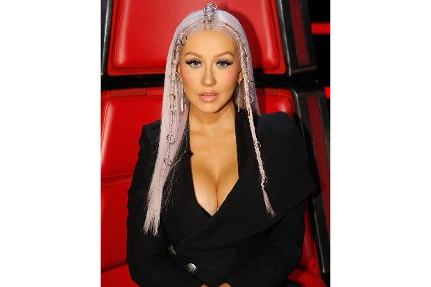 02 Christina Aguilera