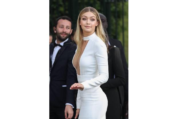 ...den ganzen Trubel übrigens noch nicht mitgemacht hat, ist das derzeit wohl bekannteste Model der Welt: Gigi Hadid. Sie ha...