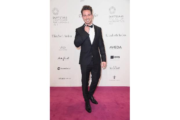 ...beim Duft der Frauen hat übrigens der aktuelle Bachelor Sebastian Pannek. Wie soll für den Rosenkavalier also eine Frau r...