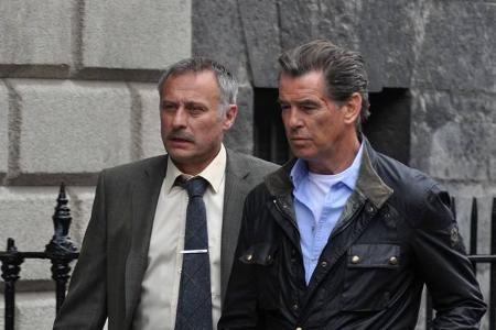 ...spielte Nyqvist sogar an der Seite von Pierce Brosnan. International stand es gut um den Schauspieler, der nun leider im ...