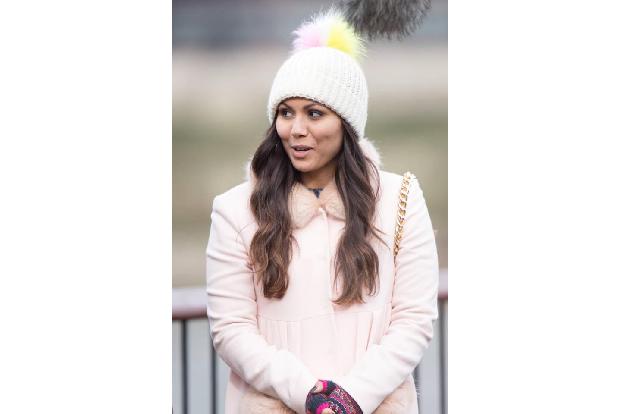 ...die Anwesenheit von Olivia Olson am Set an. Die heute 24-Jährige verdrehte dem Kleinen damals den Kopf - und scheint imme...