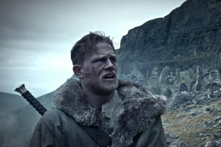 Den neuesten Ausflug ins Mittelalter unternimmt Regisseur Guy Ritchie mit seinem Film 