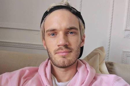 Platz 3: Weit über sein Ziel hinausgeschossen ist Internetsensation PewDiePie. Der Youtuber fragt 