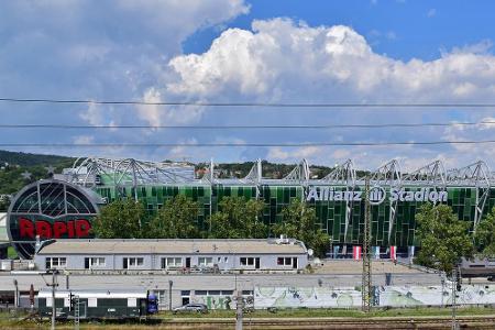 Ganz frisch ist das neue Stadion von Rapid im Wiener Bezirksteil Hüttelsdorf. Bis 2014 stand hier das Gerhard-Hanappi-Stadio...