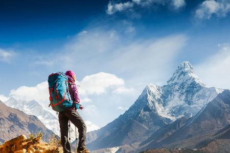 Für Platz 1 geht es im wahrsten Sinne des Wortes hoch hinaus: Das zentralasiatische Nepal ist für 