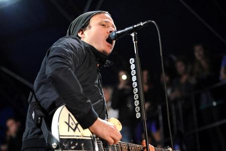 Tom DeLonge (42) ist Teil der Band Blink-182. Er ist der festen Überzeugung, dass es Aliens gibt. Er hat angeblich Quellen v...