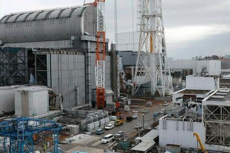 Bis heute sind nicht alle Probleme im Atomkraftwerk gelöst: So dringt beispielsweise Regen- und Grundwasser in die Anlagen e...