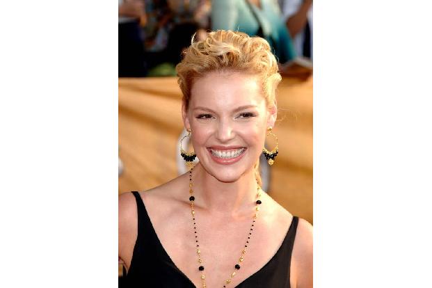Besonders faszinierend ist die Geschichte um Katherine Heigl: Die Schauspielerin wurde mit 'Grey’s Anatomy' berühmt und woll...