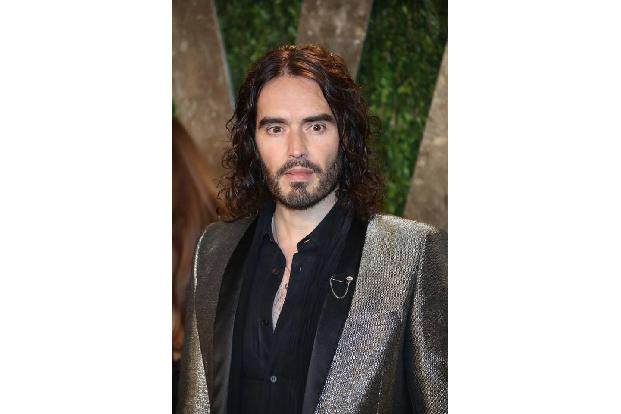 Russell Brands überbordende Persönlichkeit in einem Podcast, der unter die Haut geht: In 'Under The Skin With Russell Brand'...