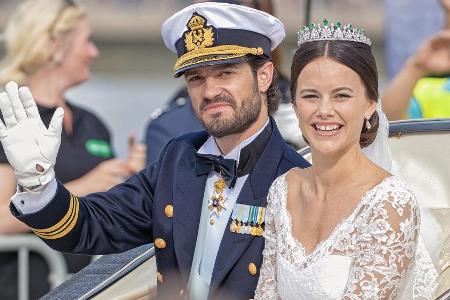 Prinz Carl Philip und Prinzessin Sofia von Schweden haben 2015 geheiratet und freuen sich zum dritten Mal über Nachwuchs.