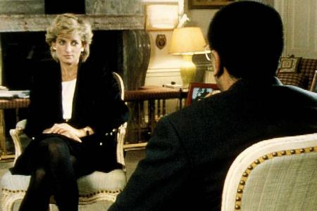 1995 sprach Prinzessin Diana im TV über ihre Eheprobleme. 1995 sprach Prinzessin Diana im TV über ihre Eheprobleme.