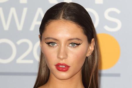 Iris Law 2020 bei den Brit Awards