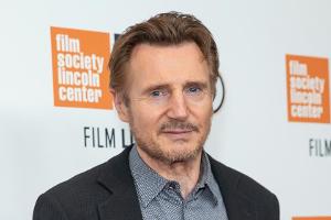 Liam Neeson begrüßt New Yorker Filmfans persönlich zurück im Kino