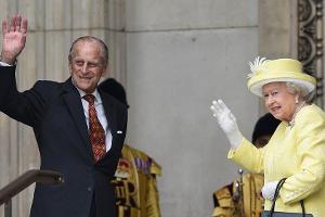 Prinz Philip wieder fit: Die Queen schickt Blumen ans Krankenhaus