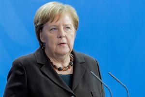 Neben Joko und Klaas: Angela Merkel für Blogger-Award nominiert