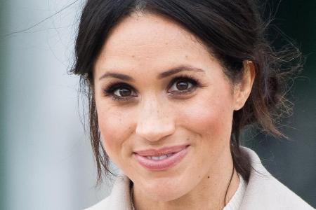 Der Buckingham Palast lässt eine externe Firma die Mobbingvorwürfen gegen Herzogin Meghan untersuchen. Der Buckingham Palast lässt eine externe Firma die Mobbingvorwürfen gegen Herzogin Meghan untersuchen.