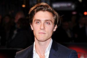 "Spencer": Jack Farthing wird zu Prinz Charles