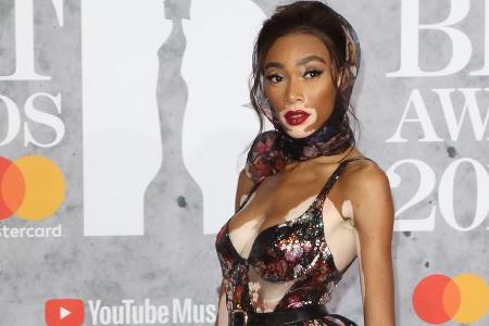 Liebt Blumen nicht nur auf dem roten Teppich: Winnie Harlow Liebt Blumen nicht nur auf dem roten Teppich: Winnie Harlow