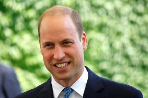 Prinz William half heimlich in Obdachlosenheim aus