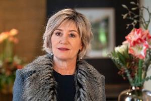 "Tatort: Der Tod der Anderen": Woher kennt man die Hotelbesitzerin?