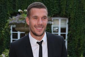 Lukas Podolski: Seltener Schnappschuss mit seiner kleinen Tochter