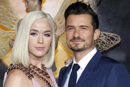 Katy Perry und Orlando Bloom starten humorvoll ins neue Jahr.