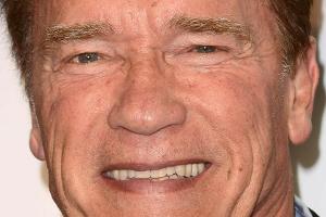 Arnold Schwarzenegger: So lustig war seine Impfung