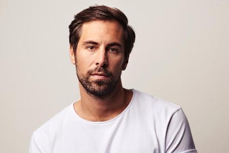 Max Giesinger meldet sich nach mehreren Monaten Auszeit mit neuer Musik zurück. Max Giesinger meldet sich nach mehreren Monaten Auszeit mit neuer Musik zurück.
