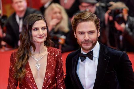 Daniel Brühl mit Ehefrau Felicitas Rombold bei der Berlinale 2020.