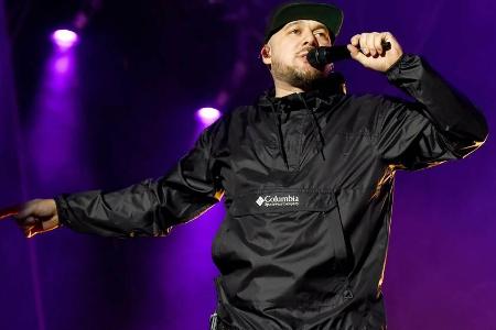 Kool Savas bei einem Auftritt im August 2018.