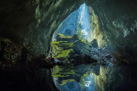 In einer Höhle kann sich mehr als nur karger Stein verbergen.