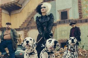 Emma Stone überzeugt schon jetzt als Schurkin "Cruella"