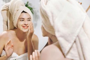 Für diese Beauty-Booster für zu Hause haben wir jetzt endlich Zeit