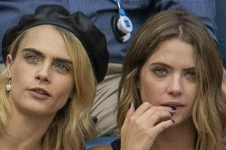 Cara Delevingne und Ashley Benson haben sich wohl getrennt.